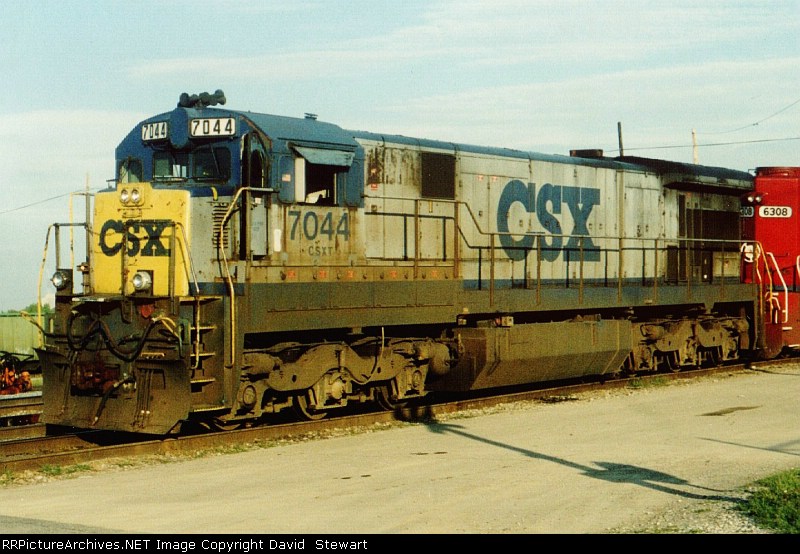 CSX 7044